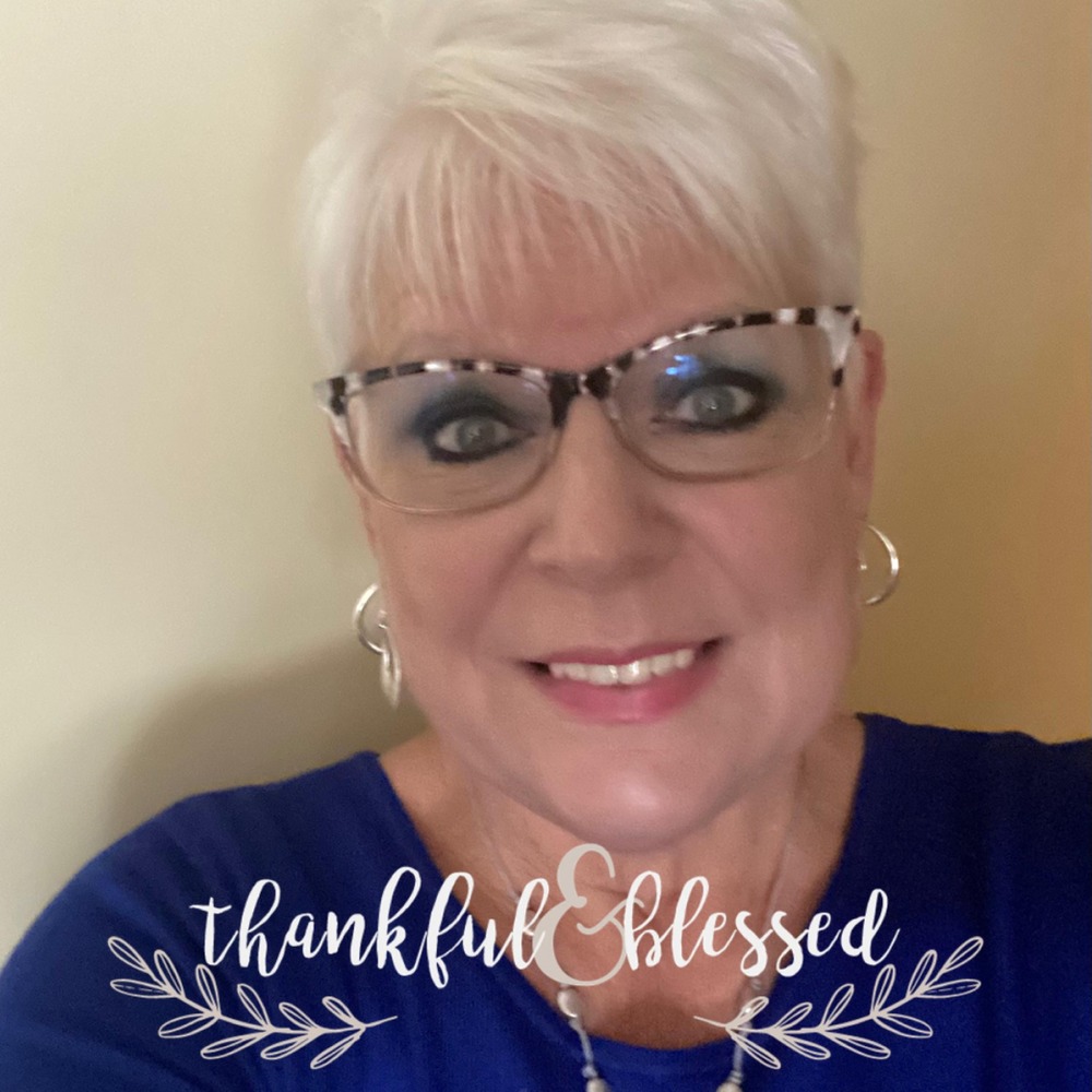 Meet your Posher, Carol